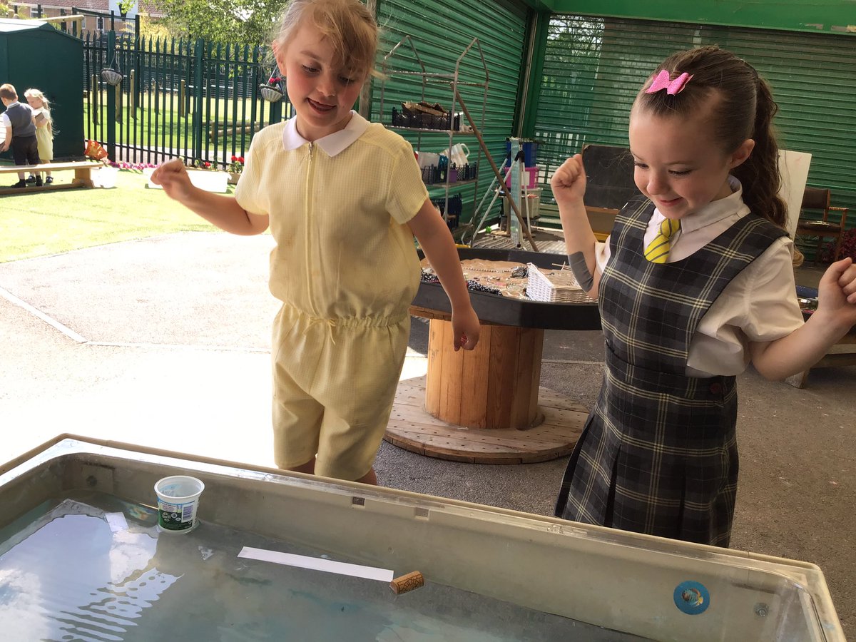 We have been testing different materials in water to see which would be best to use for our pirate ships! The children were able to predict what they thought would happen and were very excited when their prediction was correct! Look at these reactions!🥰🥳🤩🌟 #eyfspirates #eyfs