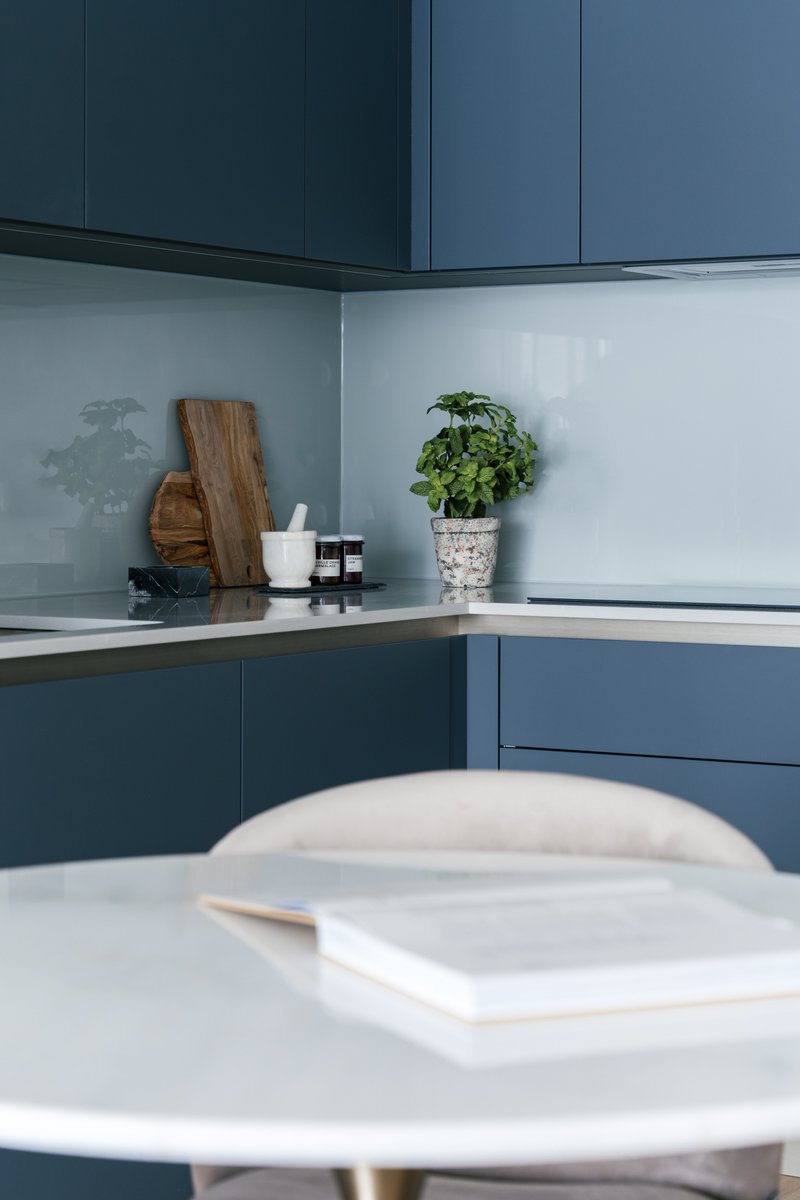 The calm hues of blue and neutrals...💭

Can you envision yourself living in our newest project at the Battersea Power Station?