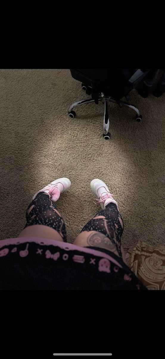 h3ll0_pr33ty's tweet photo. #cashpigwanted
#atmwanted
#goddessgirl
#paypiggieswanted #paypiggie https://t.co/IG7qW2s06e