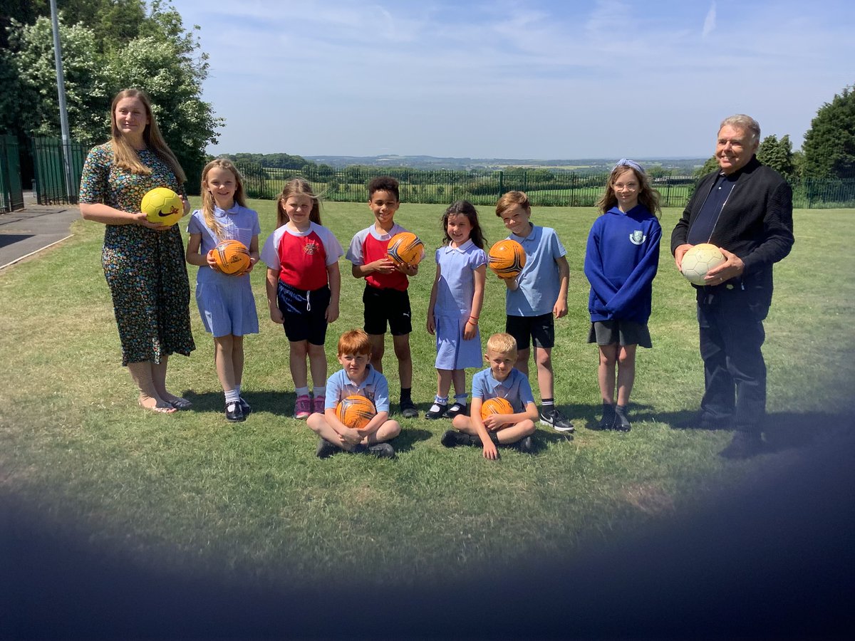 St. David's Haigh (@haigh_st_davids) on Twitter photo We welcomed Councillors Flynn and Conway to school yesterday. Along with Councillor Ready, they have provided us with some funding to buy some new playtime equipment. The School Council decided what our children would enjoy the most. <a href="/LT_Trust/">Learning Together Trust</a> <a href="/CllrLauraFlynn/">Cllr Laura Flynn</a> <a href="/CllrChrisReady/">Cllr Chris Ready</a> We welcomed Councillors Flynn and Conway to school yesterday. Along with Councillor Ready, they have provided us with some funding to buy some new playtime equipment. The School Council decided what our children would enjoy the most. <a href="/LT_Trust/">Learning Together Trust</a> <a href="/CllrLauraFlynn/">Cllr Laura Flynn</a> <a href="/CllrChrisReady/">Cllr Chris Ready</a>