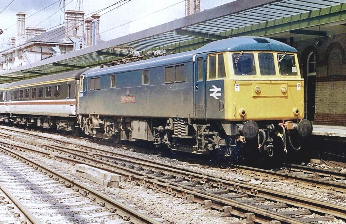 Blast from the Past! Having recently transferred from West Coast metals, 86243 ‘The Boys’ Brigade’ stands at Ipswich with a Liverpool Street express on this day, June 9, 1985. The AL6 was withdrawn in 2002 and disposed of two years later. 📷 Steve Nikols.