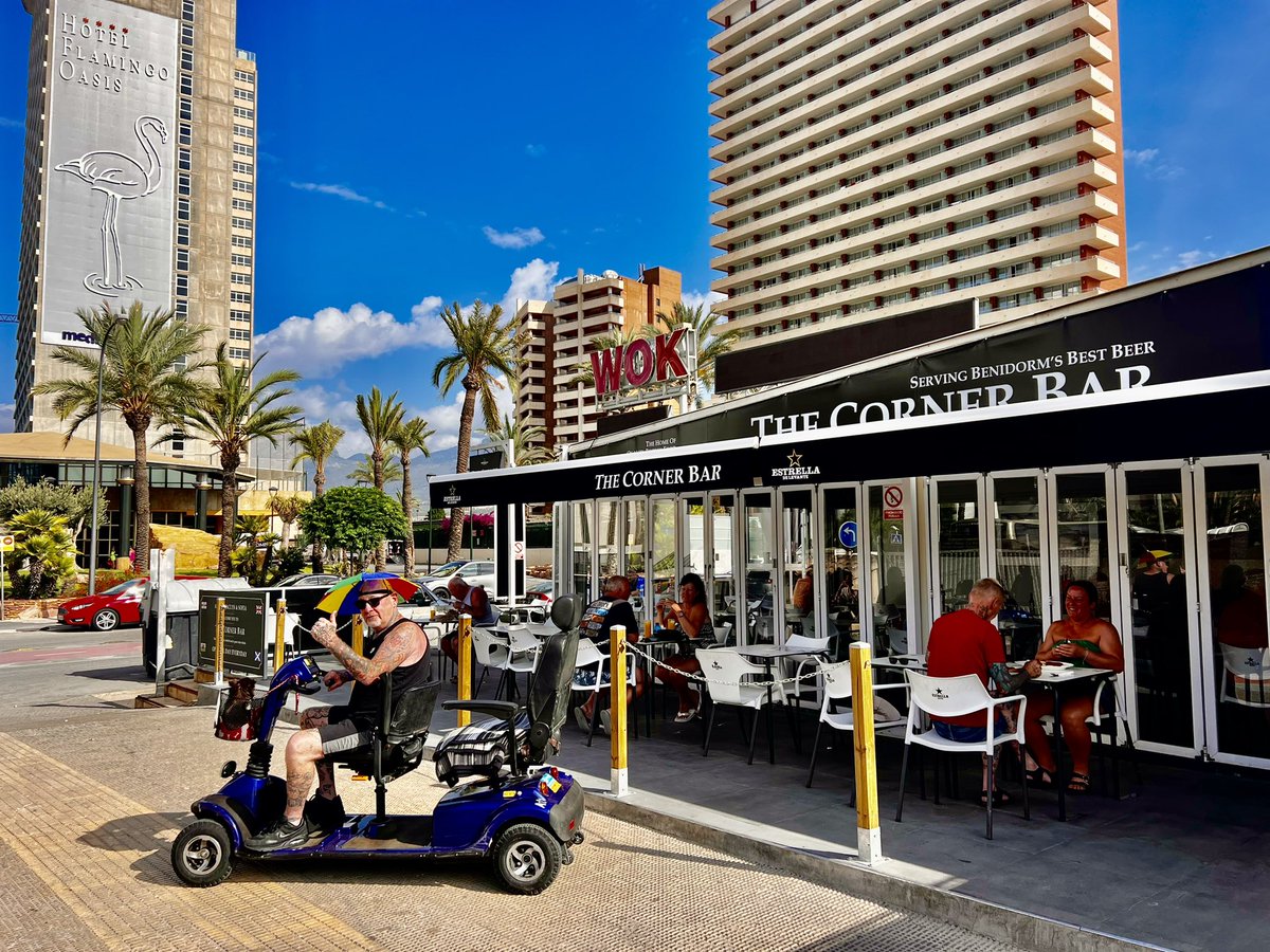 CornerBarBeni's tweet photo. Goooooood Morning #Benidorm😍

Only one place to start the weekend in The Dorm🌴

The sun is shining, the breakfasts are flying out and the fish has been delivered for Fishy Fryday🐳

We’re here until 8pm Tonight🙌 https://t.co/UfhIA83PH0
