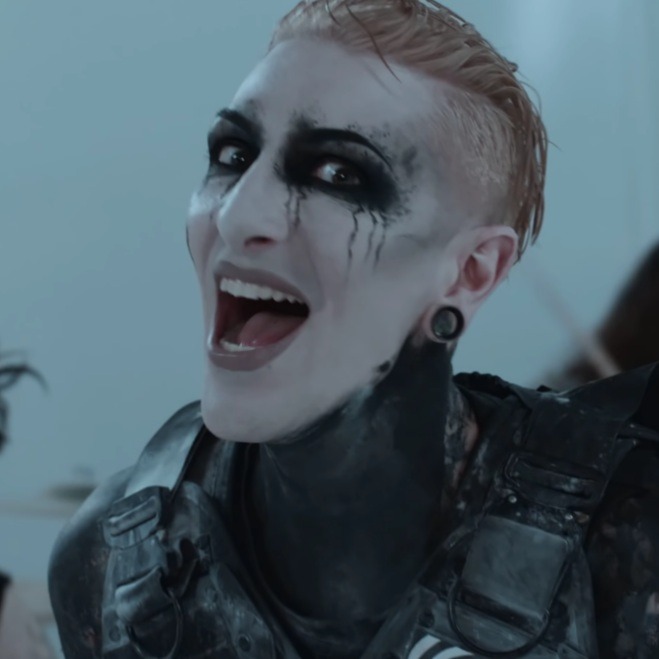 Chris appreciation post: THOUGHTS AND PRAYERS 🩸