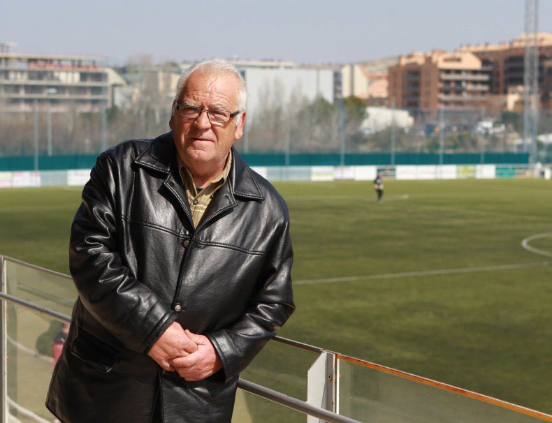 cdcuarte's tweet photo. Nos entristece comunicarles que nuestro presidente honorífico Juan Guerrero "El Lobo" ha fallecido.

Todo un referente de entrega por un club, compromiso y amor hacia unos colores. Lo despedimos tras 30 años a la cabeza de su CD Cuarte.

DEP Lobo, siempre en nuestros corazones💚 https://t.co/EuopDp0QES