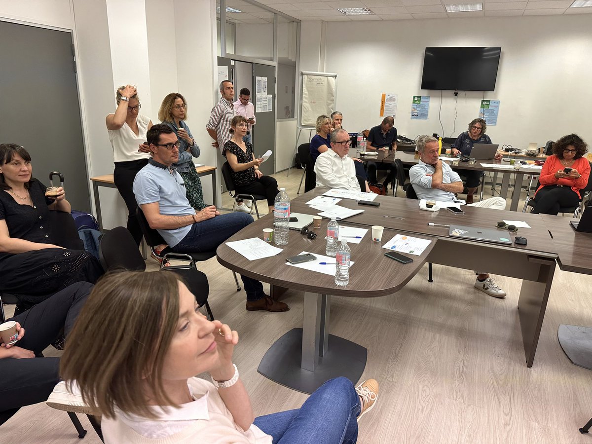 ElsaTreton's tweet photo. Séminaire @SFPCOfficiel CA&amp;CS sur le futur 2030 des soins pharmaceutiques - Feuille de route https://t.co/7KuJ8D4HrU