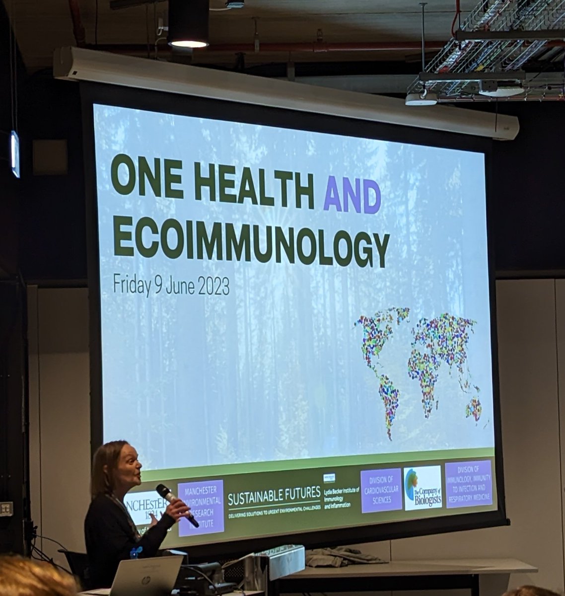 LydiaBeckerIII's tweet photo. Ecoimmunology Branch Lead Professor Kathryn Else welcomes delegates to our One Health and Ecoimmunology event in partnership with @SustainableUoM @UoM_MERI #SFOneHealth https://t.co/hBdKorNxme
