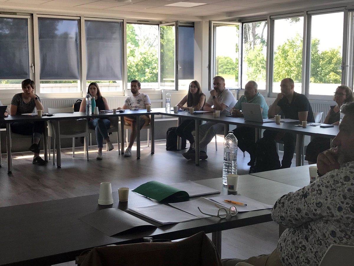 FTP_Lorraine's tweet photo. Au programme de la dernière réunion de l'Observatoire #DTDICT Lorraine :
👉l'accueil et la prés. du parcours #construiresansdétruire proposé aux étudiants au sein de l'#ESITC Metz
👉un REX sur la mise en place d'un comité de concertation
👉un point sur les actualités de l'Obs nal https://t.co/KE1TBAHihI