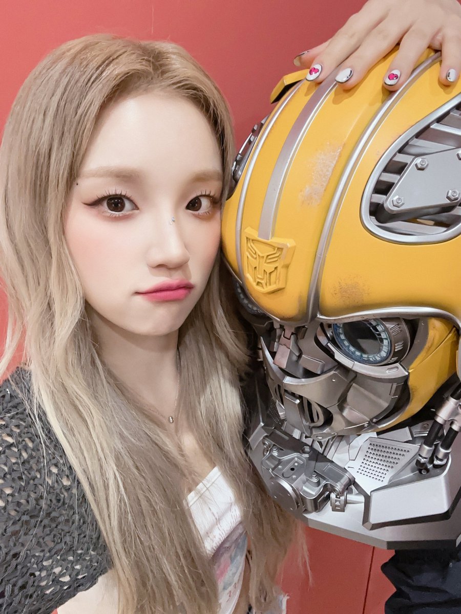 official_i_dle's tweet photo. [📺] 우기가 나보고 미래가 얼마 안 남았지만 미래가 밝대(?) 얘랑 손절하려고ㅣ #할명수 ep.134 

극과 극 MBTI의 만남 🫢 우기의 최애 영화 관람은 과연 어땠을지 🤖 지금 바로 만나보세요!

▶️ https://t.co/wPd3SnJqUj

#여자아이들 #GIDLE 
#우기 #YUQI 
#I_feel 
#퀸카 #Queencard https://t.co/LU18OnSZX3
