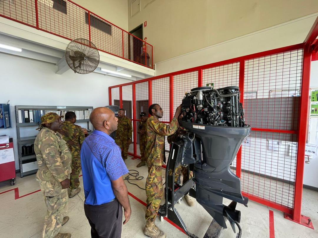 ADFinPNG tweet media