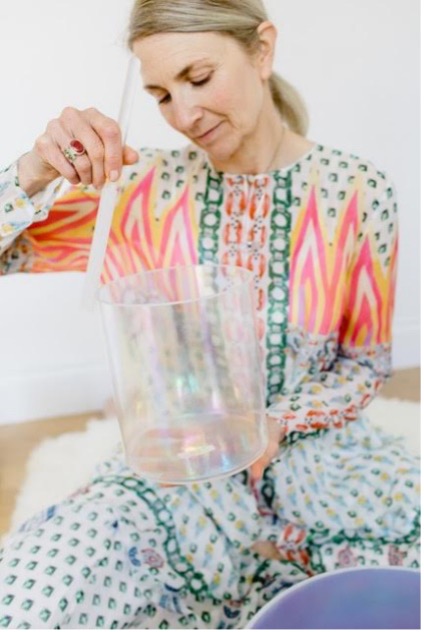 Experience the ultimate holistic journey with Lisa, the mastermind behind AromaSounds®️! Combining physical, energetic, and spiritual practices, Lisa creates a congruent and vibrant way of living. She will be joining us at our retreat in June.