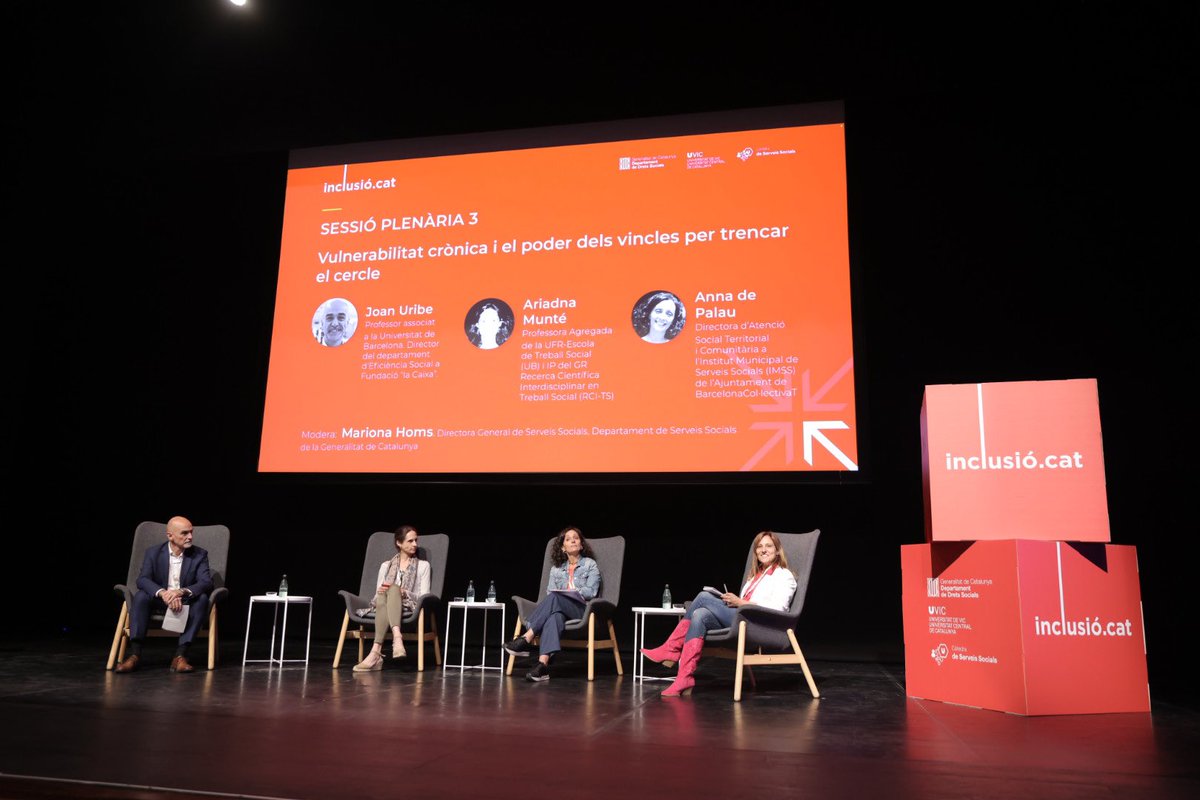 InclusioCat's tweet photo. A la darrera sessió plenària ens ha acompanyat @Marionahoms, Directora General de Serveis Socials del Departament de Drets Socials de la Generalitat de Catalunya @dsocialscat
@uvic_ucc
#inclusiocat https://t.co/KLAKrA6k4f