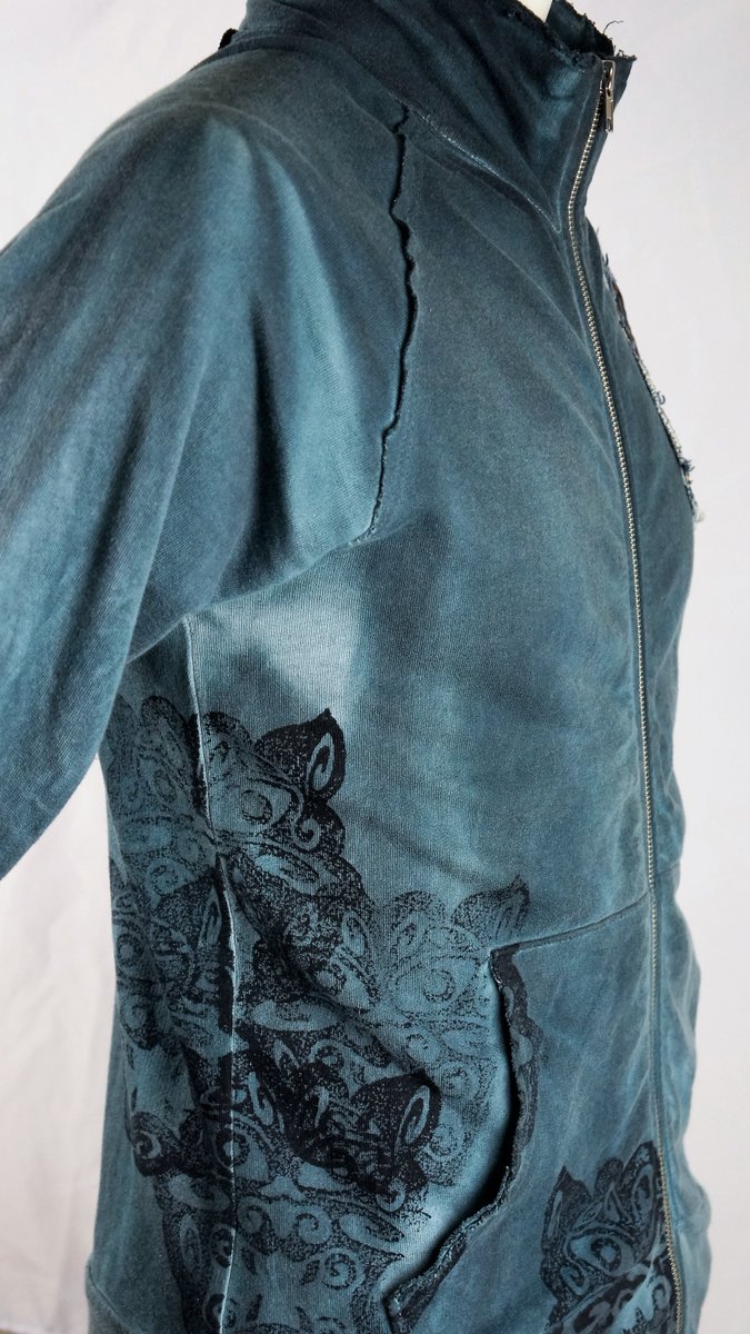 JCUSLondon's tweet image. Hand Dyed🔥Special Hand Print Track JkT.  
Style: JC-102 Raging Tiger 
Fabric: 100% Cotton / 11oz French Terry