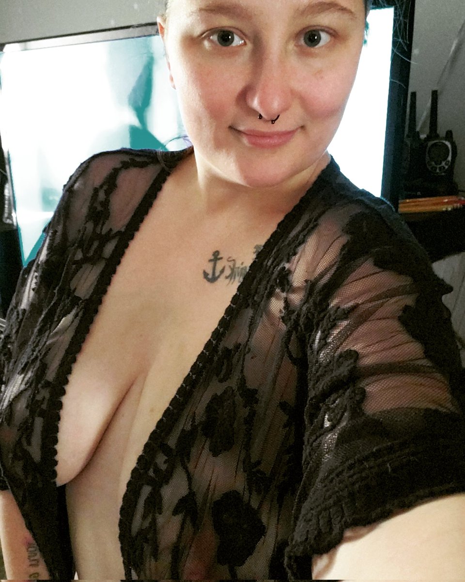 Butterfly_b796's tweet photo. Happy birthday to me 🥰🥰🥰 cashapp me a gift and I will return the favor 😘 $Angieaa796 https://t.co/R1GotUeyz9