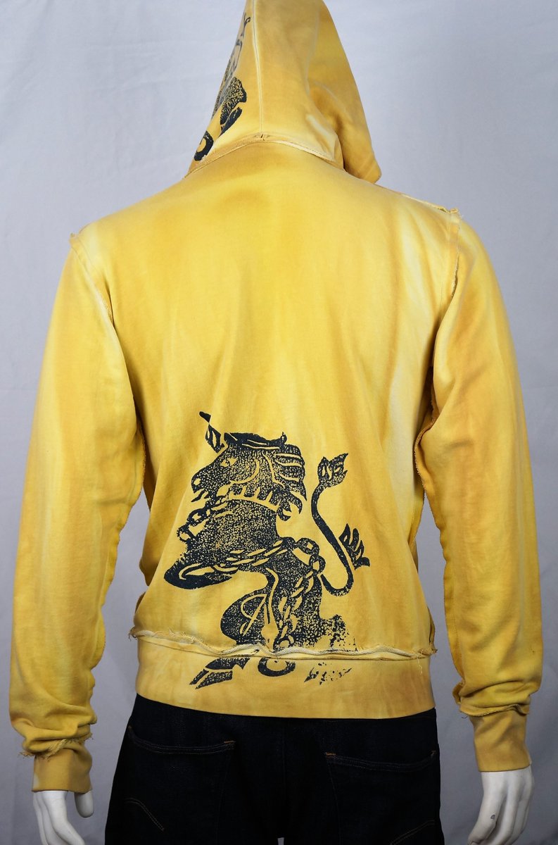 JCUSLondon's tweet image. Hand Dyed🔥Special Hand Print Hoodie.  
Style: JC-104 Carnaby St 
Fabric: 100% Cotton / 11oz French Terry