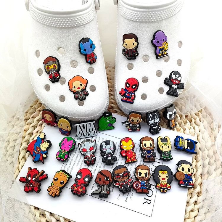 Holaaaa✨💜

Les quería compartir mi nuevo emprendimiento. Son jibbitz/charms para las crocs. 

Salimos en instagram como: jibbitzcr

Si me ayudan con un rt se los agradecería.💜