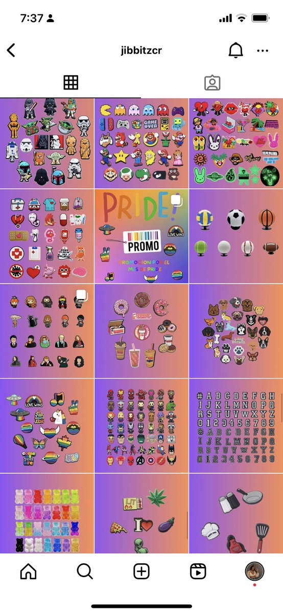 pauwallacee's tweet photo. Holaaaa✨💜

Les quería compartir mi nuevo emprendimiento. Son jibbitz/charms para las crocs. 

Salimos en instagram como: jibbitzcr

Si me ayudan con un rt se los agradecería.💜 https://t.co/0uymmfJ9y6