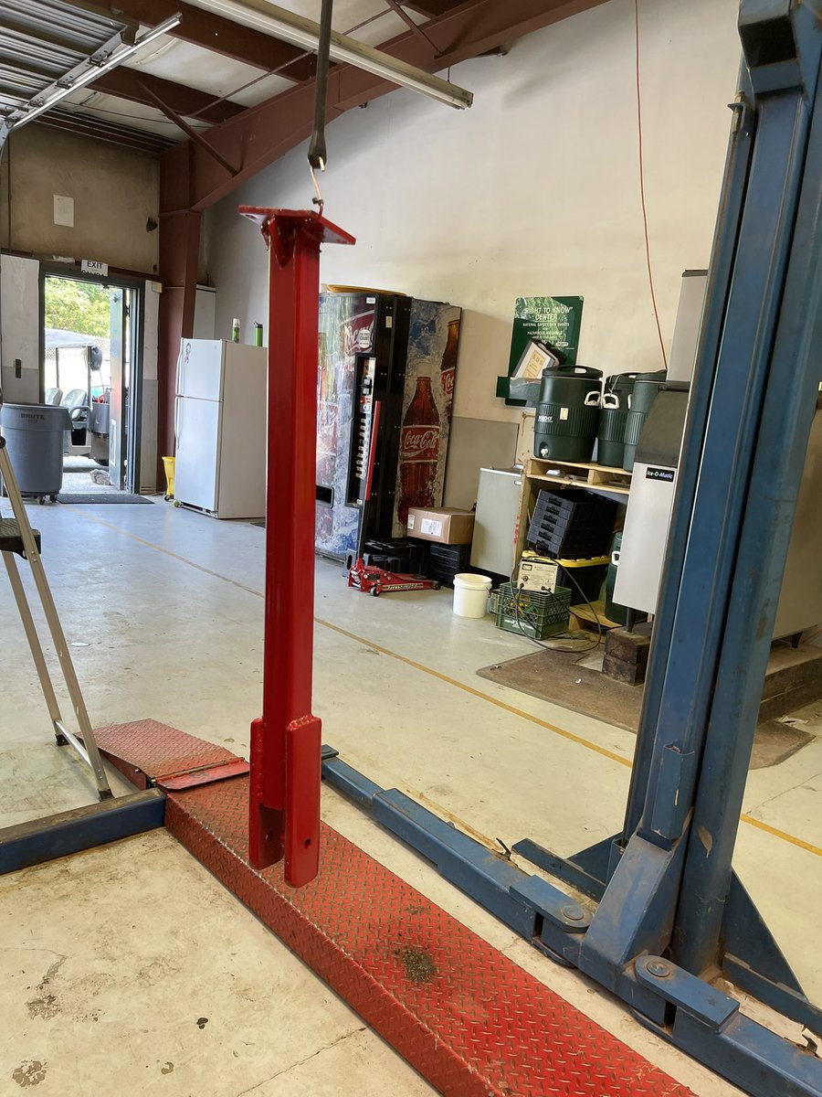 ErinMiller86's tweet photo. New end made from old blades, all welded and fresh paint! https://t.co/AUrfixWkBH