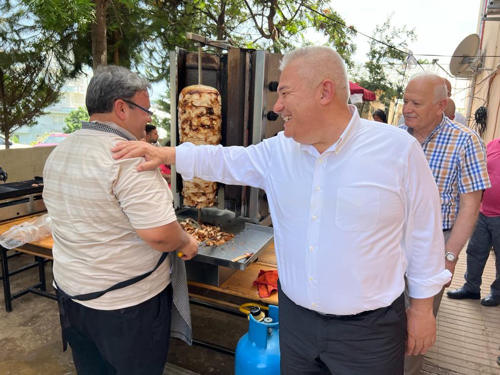 Arkadaşlarım ile birlikte, Toslak Ketenlik İlk ve Ortaokulu tarafından organize edilen kermes ve tarım fuarı etkinliğine katıldık.

Geleceğimizin teminatı olan değerli çocuklarımız ile birlikte olmanın mutluluğunu yaşadığımız etkinlik için başta okul müdürümüz olmak üzere