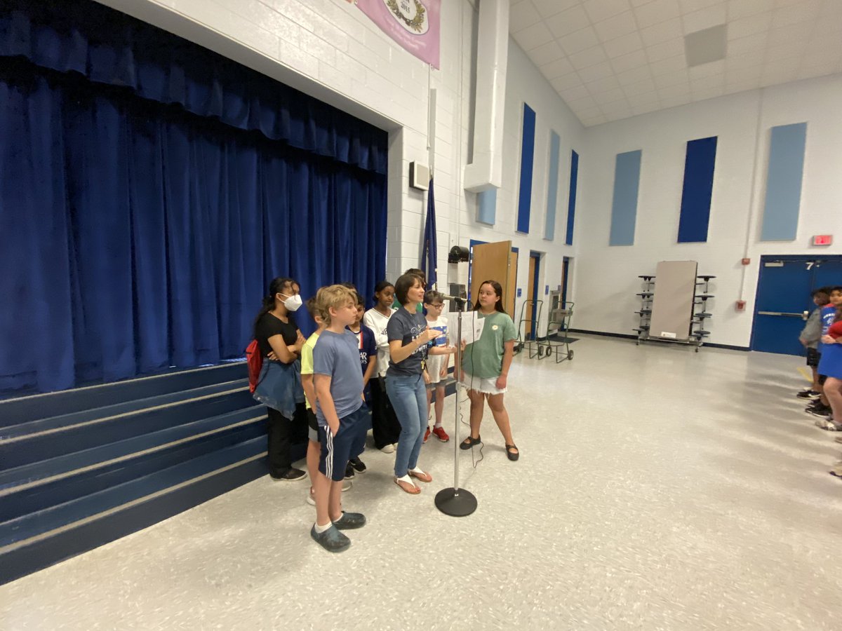WestridgePRIDE's tweet photo. @PWCSNews @WestridgePTA one of the rituals of the end of the school year. Fifth graders practicing for their promotion program. https://t.co/0DVnsvVcAT