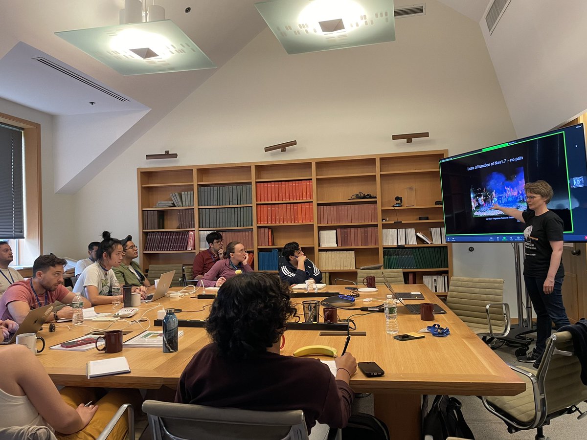 Teresa Giraldez (@giraldezt) on Twitter photo Our star ion is Na+ today, with a great lecture by <a href="/LampertLabRWTH/">Angelika Lampert</a> about these channels and their role in pain. Her first slide was a video of dolphins 🐬 playing ball with a pufferfish 🐡 … they need this lecture more than us 🤓<a href="/cshlcourses/">CSHL Courses</a> #IONCSHL Our star ion is Na+ today, with a great lecture by <a href="/LampertLabRWTH/">Angelika Lampert</a> about these channels and their role in pain. Her first slide was a video of dolphins 🐬 playing ball with a pufferfish 🐡 … they need this lecture more than us 🤓<a href="/cshlcourses/">CSHL Courses</a> #IONCSHL