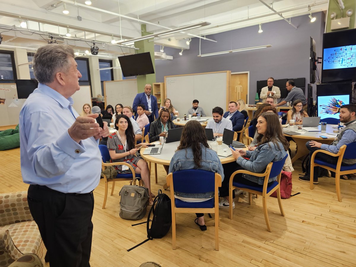 ThePWorld's tweet photo. We have just begun Day 2 of the Crisis Communications Boot Camp in New York City. A full-day workshop devoted to crisis simulation will be conducted by none other than @LondonDonald today.
#CCBC26 https://t.co/lhUCi3DjOZ