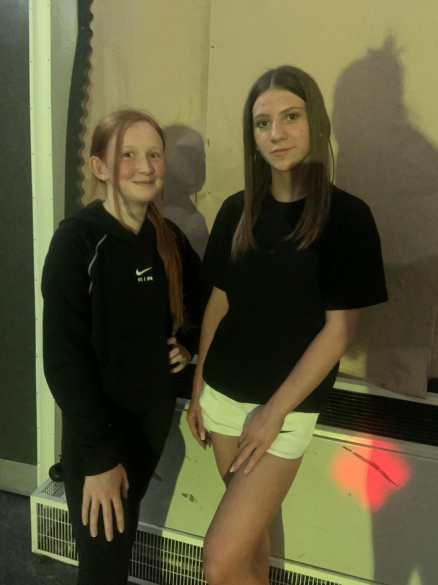 TeamLindsay10's tweet photo. @SunnysidePri @PCsunnyside Spotted a couple of gatecrashers… sorry I mean “helpers” 😂😂 https://t.co/ySPWmM3oNY