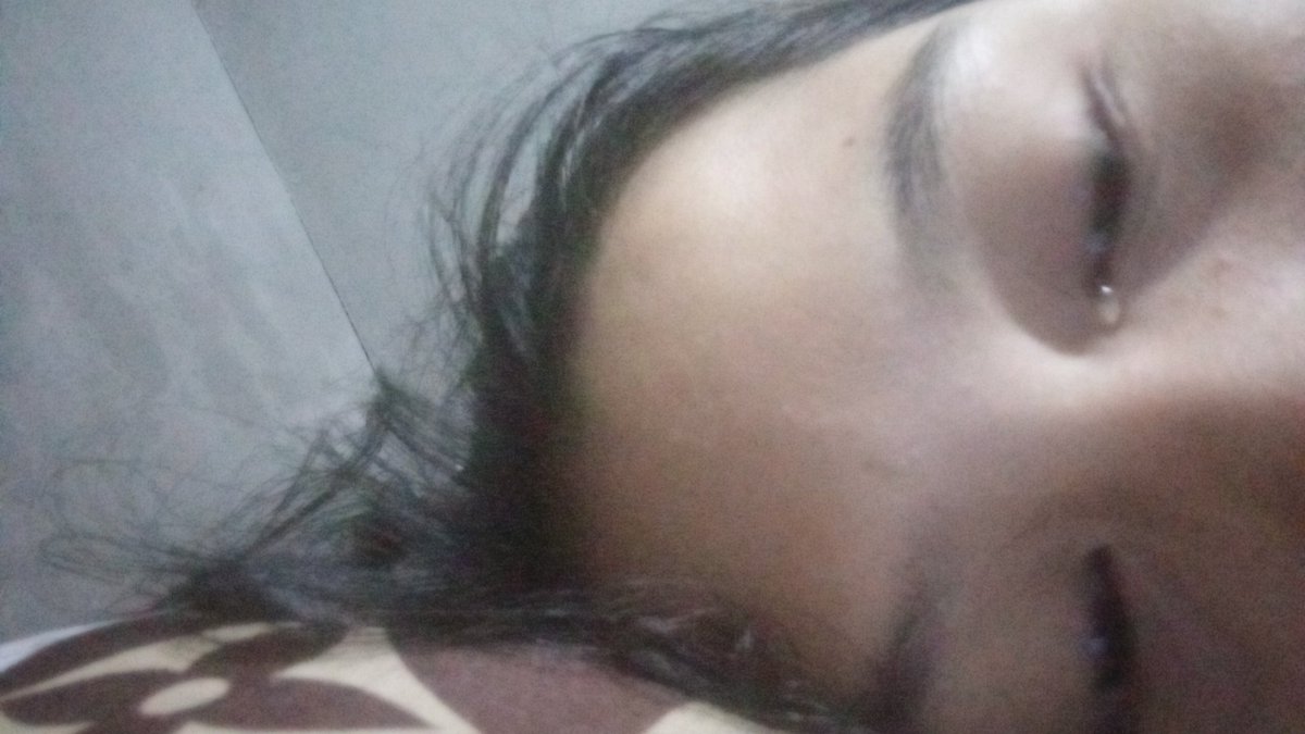 sucidol's tweet photo. Segalaaaa nya tlaaaah ku berikannn, tapiiiii kau? Alasaah anying. https://t.co/C8eH8JMVw5