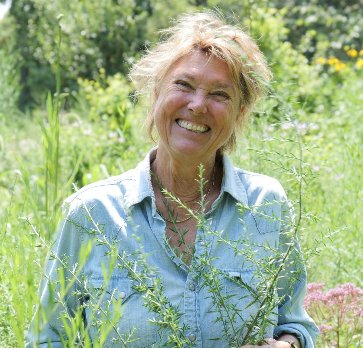 Join Edwina &amp; the Connecticut Horticultural Society on June 15 at 7:30 pm and hear all about the rewards of gardening with nature. This event is both online and in person. Grab your ticket today! cthort.org/event/the-eye-…