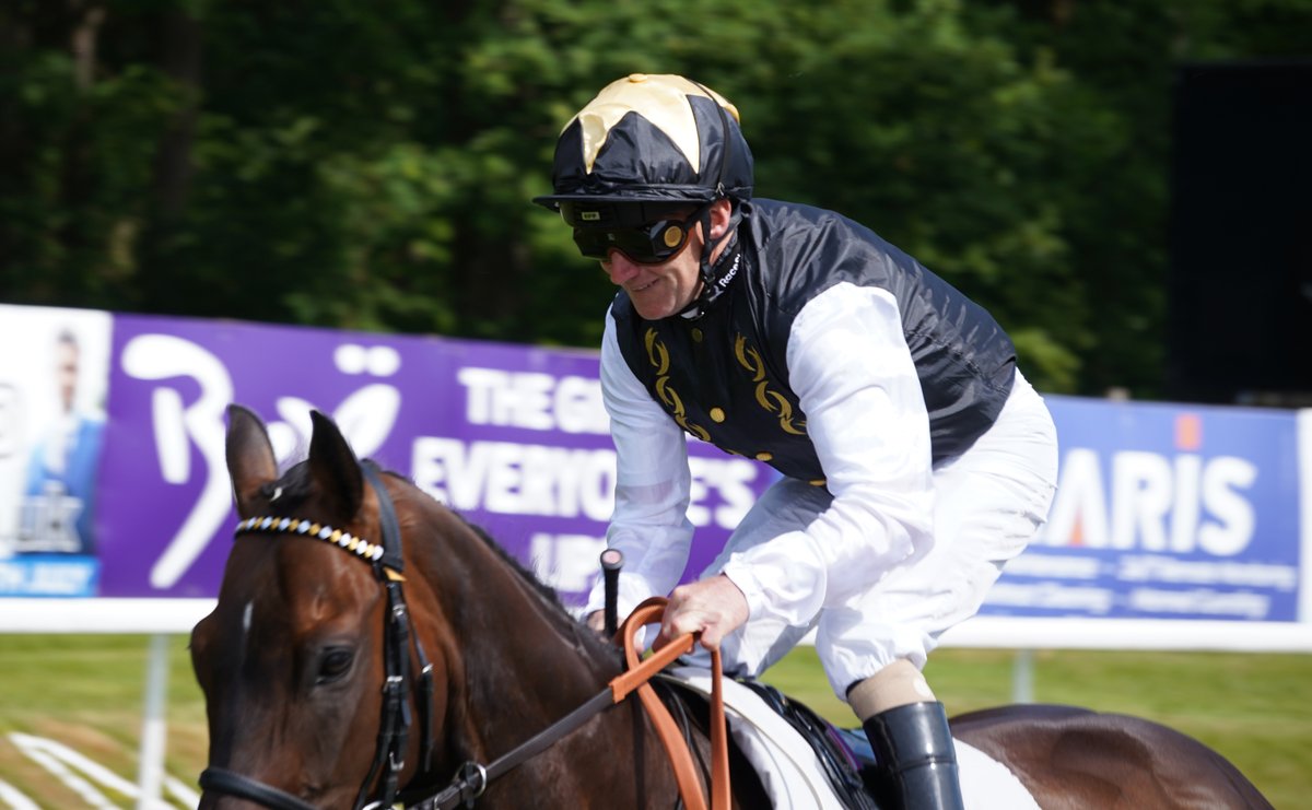 😁FEEL GOOD FRIDAY!😁

Just like Joe Fanning... We can't stop smiling after La Pulga's all the way success yesterday at Hamilton.

#FeelGoodFriday