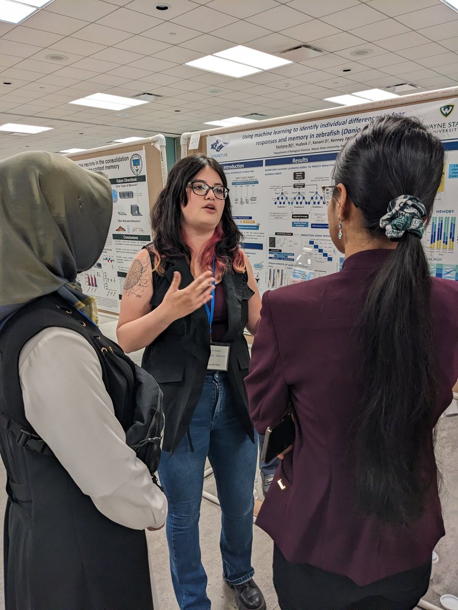 Justin W. Kenney (@fish4brains) on Twitter photo Spreading the zebrafish neuroscience love at #misfn with Fatmeh, @rajputneha282, and <a href="/BD_Fontana/">Barbara D. Fontana, PhD</a>! Spreading the zebrafish neuroscience love at #misfn with Fatmeh, @rajputneha282, and <a href="/BD_Fontana/">Barbara D. Fontana, PhD</a>!