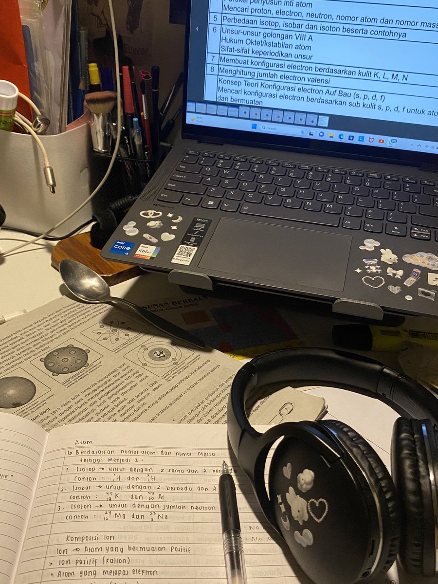 brewbewrie's tweet image. chemistry is fun sometimes