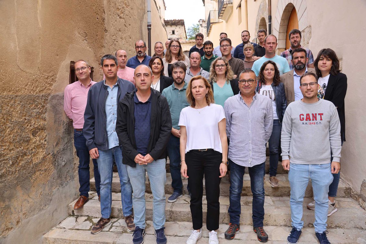 ▶️ 2.000 persones es manifesten a Vilafranca pel futur de Marie Claire i l’ocupació a la comarca

👉 Alcaldes i regidors dels Ports i comarques veïnes han participat en la Taula de Vilafranca per la creació d’un Pla de Recuperació Econòmica

📲 Més ℹ️:
ajuntamentdevilafranca.es/2-000-persones…