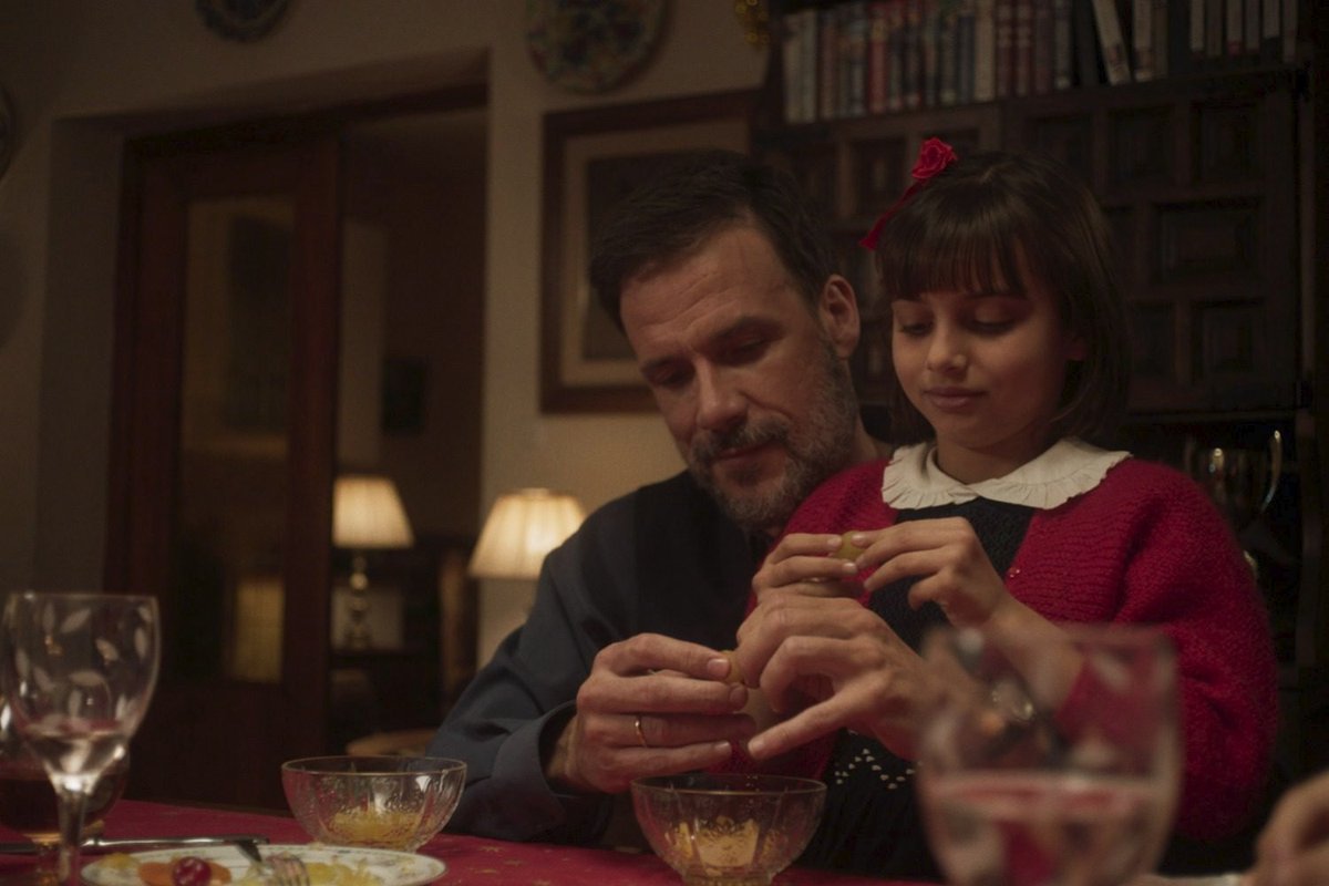 ECAM (@ecam_) on Twitter photo ✨ 'Mi vida al principio', un proyecto repleto de #TalentoECAM, dirigido por Ana Puentes (alumni) ha sido seleccionado en <a href="/NantucketFilmF/">Nantucket Film Festival</a>.
Producido por <a href="/FilmsVerbena/">Verbena Films</a> y <a href="/Whiteleafprod/">White Leaf</a>.
Muy felices de que los trabajos de nuestra #ComunidadECAM viajen por festivales 🙌. ✨ 'Mi vida al principio', un proyecto repleto de #TalentoECAM, dirigido por Ana Puentes (alumni) ha sido seleccionado en <a href="/NantucketFilmF/">Nantucket Film Festival</a>.
Producido por <a href="/FilmsVerbena/">Verbena Films</a> y <a href="/Whiteleafprod/">White Leaf</a>.
Muy felices de que los trabajos de nuestra #ComunidadECAM viajen por festivales 🙌.