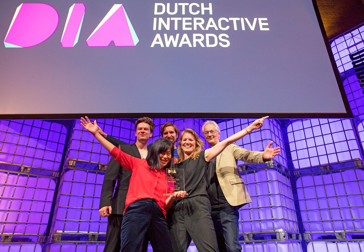 q42's tweet photo. Twee #DutchInteractiveAwards in the pocket! 🎉 Gisterenavond wonnen we met @rijksmuseum &amp; @fabrique goud voor de @micr_io-interactive over Vermeer. En samen met Stichting Appt wonnen we zilver voor het ons #a11y-platform. 😍 
Lees hier de juryrapporten: https://t.co/uIiFlFrJXj https://t.co/Hsw6LkUZOA
