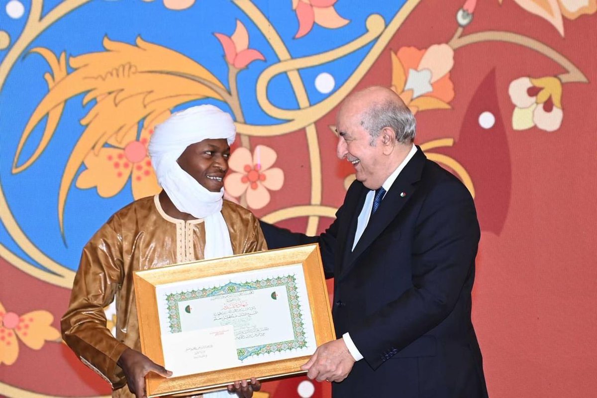 LitimMehdi's tweet photo. #Algérie progresse avec maîtrise: développement, diplomatie éclairée et réformes audacieuses. La vision du Président @TebbouneAmadjid valorise notre jeunesse, véritable vivier de talents et d'idées, ainsi que les artistes, qui enrichissent notre culture et notre rayonnement 🇩🇿 https://t.co/yPjTghruBe