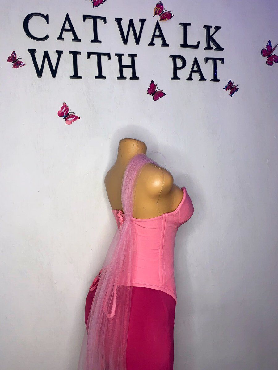 catwalkwithPAT's tweet photo. Ella Corset Set. 👗

Price: 20,000

Size 6-18.

Available in other colour mix. https://t.co/JgykRpclXN