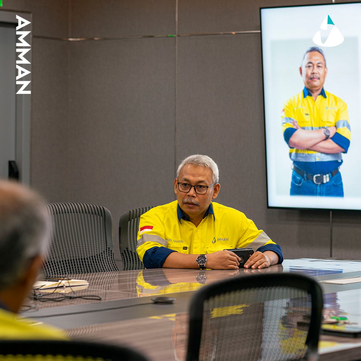 AmmanMineral's tweet photo. Setiap bulannya, AMMAN selalu memantau dan mengevaluasi tingkat Keselamatan dan Kesehatan Kerja (K3) di setiap lini operasional pertambangan.
#LegacyofBest
#AmmanMineral
#AMMANuntukNegeri
#AMMANOperationalExcellence https://t.co/l2vG7dEs4n