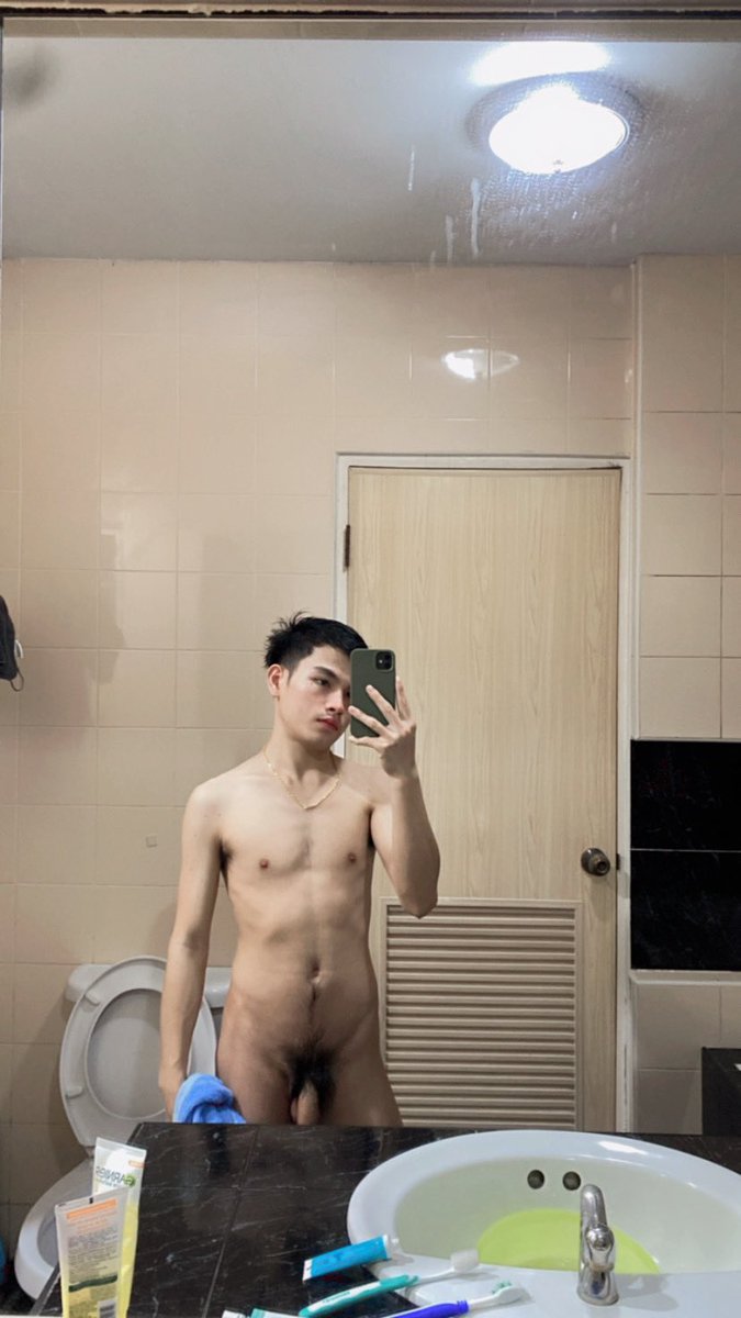 KiPhonexay's tweet photo. ร้อยอ่าอาบไห้น่อย https://t.co/kGsR4wA34D
