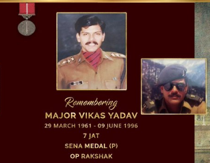#LestWeForgetIndia
Maj Vikas Yadav, #SenaMedal (P), 7 JAT, laid down his life fighting during an Anti Terror Op, in #Jammu & #Kashmir , On 09 Jun in 1996 #OpRakshak Injured in action, the gallant #IndianBrave continued to fight till his last. #IndianArmy #JaiHind
