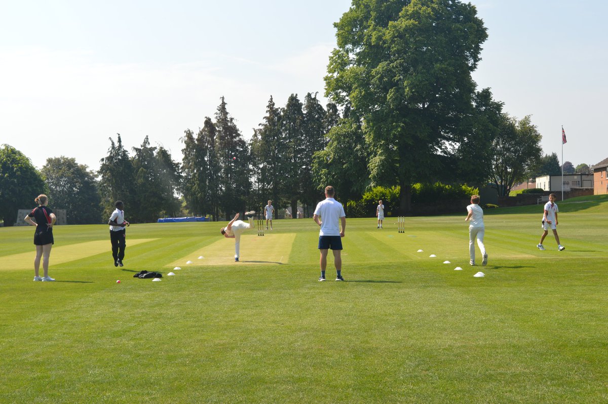 Chafyn Grove School tweet media