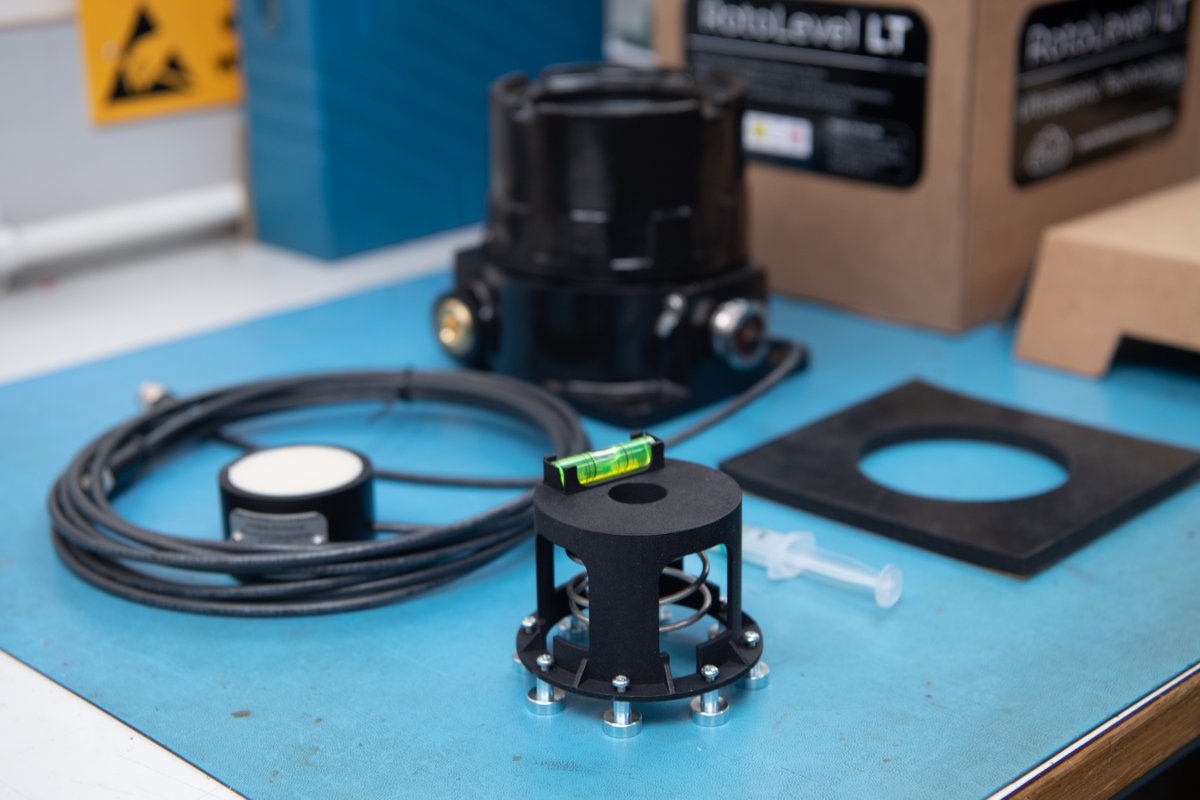 RotoTechnology's tweet image. Our non-invasive transducers are mounted to the bottom of tanks.

With a margin of error at +/- 0.5%, there are no other continuous level measurement solutions with more accurate readings. RotoTechnology.com

#lpg #continuouslevelmeasurement #accuracy #ultrasonic