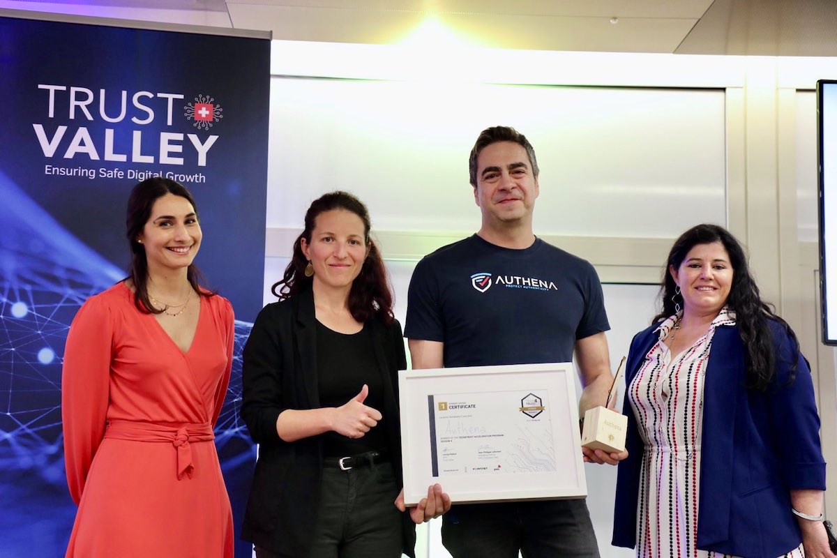 Big up to the team! 🙌🏼🙌🏼 Authena wins #Tech4Trust 2023 First Prize. Well done to the other winners too bit.ly/42wZywg via <a href="/startuptickerCH/">startupticker</a> #TrustValleyCH #digitalTrust #cybersecurity cc <a href="/AuthenaAG/">Authena</a> <a href="/lennig/">lennig</a> <a href="/swisstech/">#swisstech</a> <a href="/MatPanzavolta/">Matteo Panzavolta</a> <a href="/SnowpackEU/">Snowpack</a>
