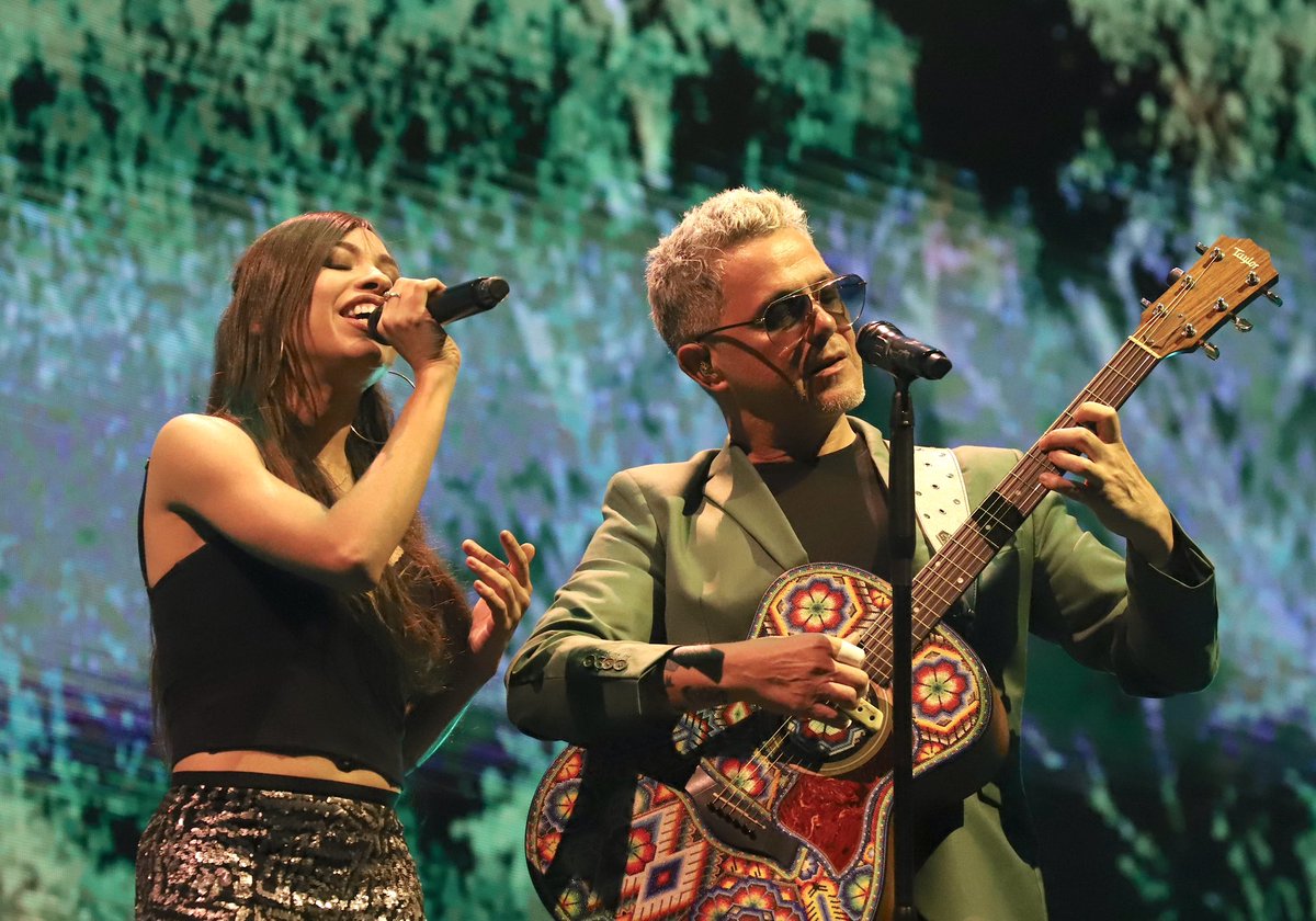 CONCERT_TOUR's tweet photo. Una noche espectacular en @FestMuve con @AlejandroSanz presentando en directo SANZ EN VIVO 2023✨

Más información y próximas fechas 👇

https://t.co/gvpV0U4oqP

#festmuve https://t.co/41e3c084uf