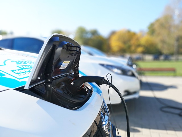 works_stark's tweet photo. Choosing @starkenergydata to install your electric vehicle (#EV) infrastructure means we can also handle any #networkupgrades to support the new #electricity load required, saving you the time and hassle of dealing separately with a DNO. Find out more: https://t.co/b0qPgg2ia8 https://t.co/3VE4OxClPE