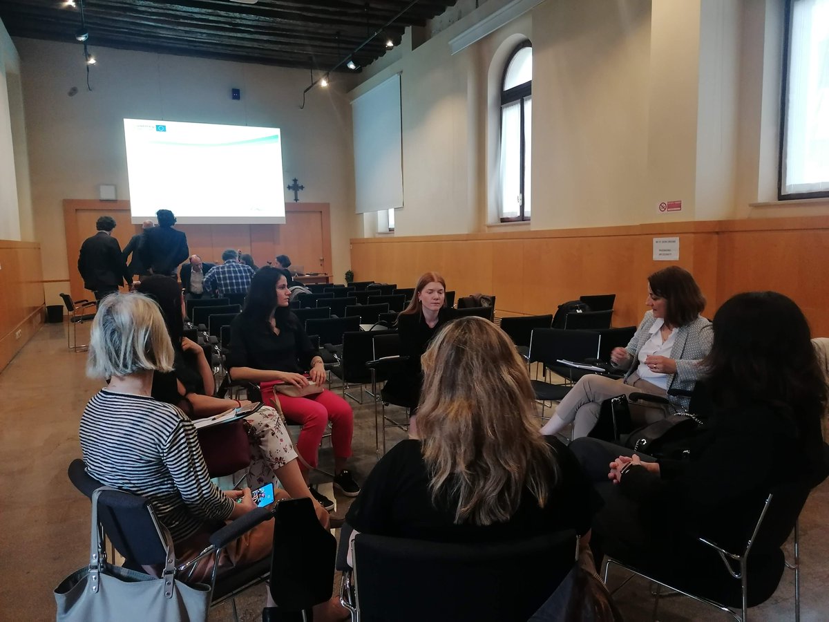 interregclass40's tweet photo. During the Cluster2Cluster Think Tank, the final event of the Class 4.0 Project held in Venice on 6th June 2023,  the participants have signed the Manifesto of the Adria Mou, the Manifesto of collaboration of the #innovation #ecosystem in the #BlueEconomy Sector in Adriatic Sea. https://t.co/u5LemSj9zV