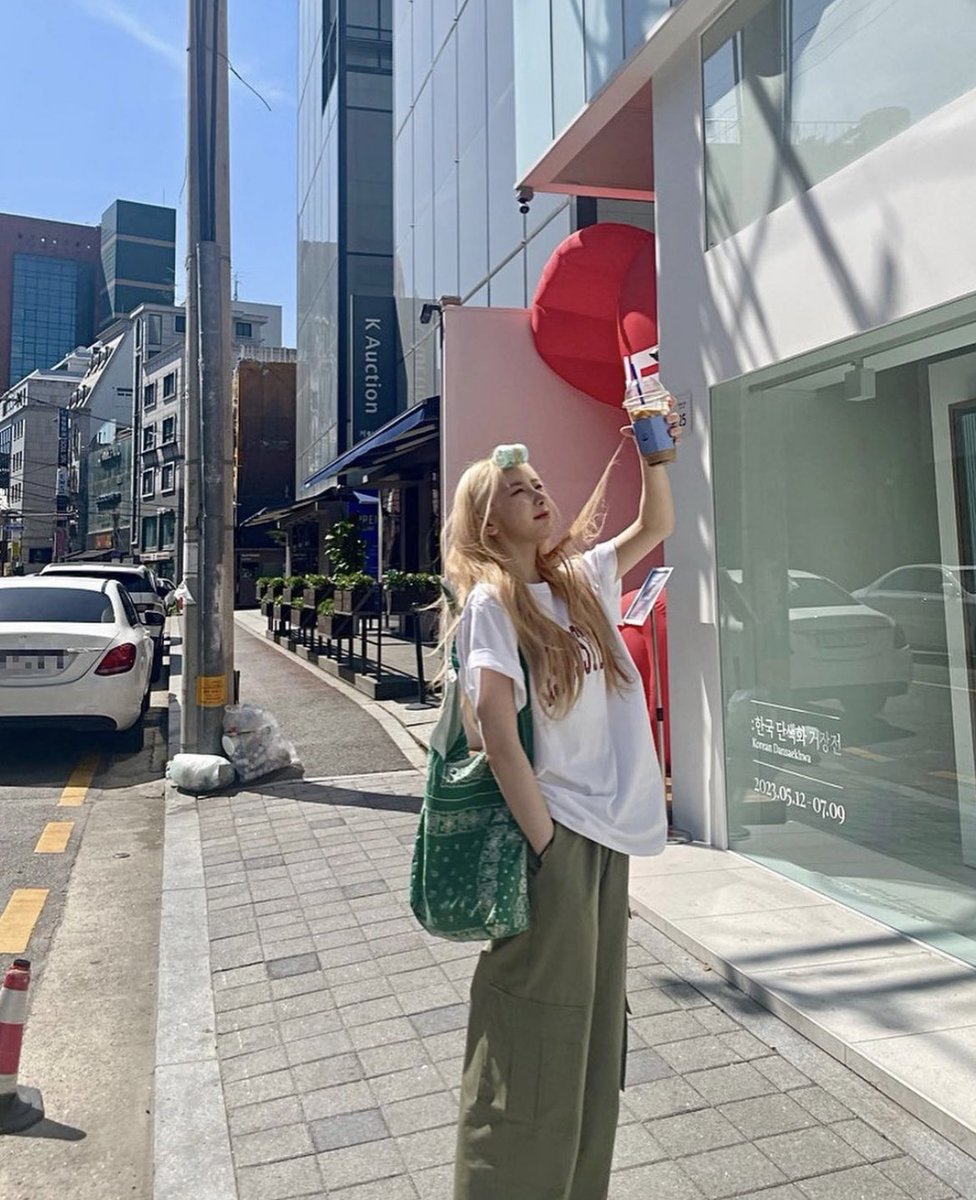 ᅠ
                                coffe?
ᅠ
ᅠ