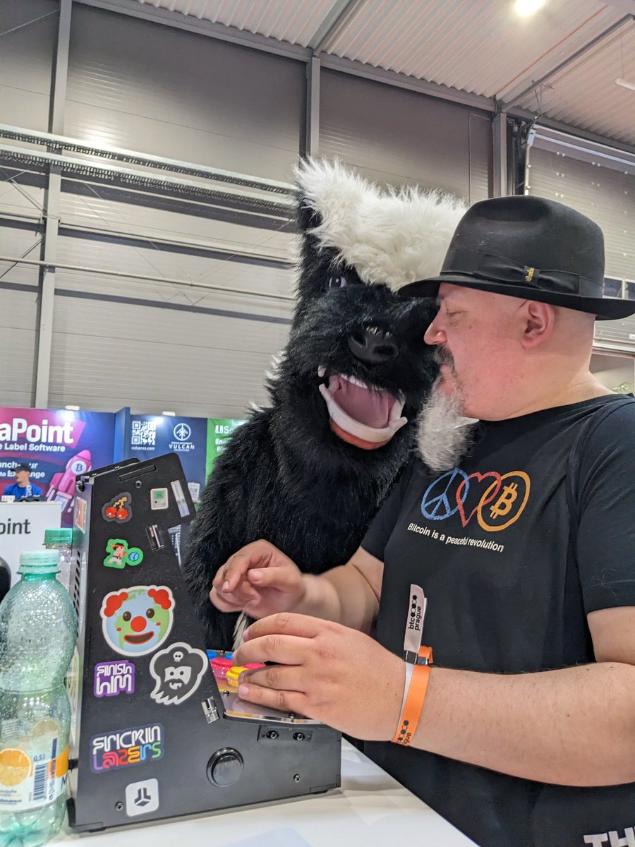 Drop by the ⚡ gaming area today for a chance to win 100k sats and a <a href="/BitBoxSwiss/">BitBox</a>!

Games by <a href="/zebedeeio/">ZBD</a> too with sats flowing for bad ZBD Cart skillz.

#BTCPrague