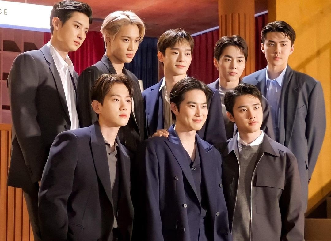 KING IS BACK! 
THE KINGS ARE BACK!!
EXO IS COMING!!
EXO COMEBACK 2023
 
#EXOISBACK #EXOISCOMING