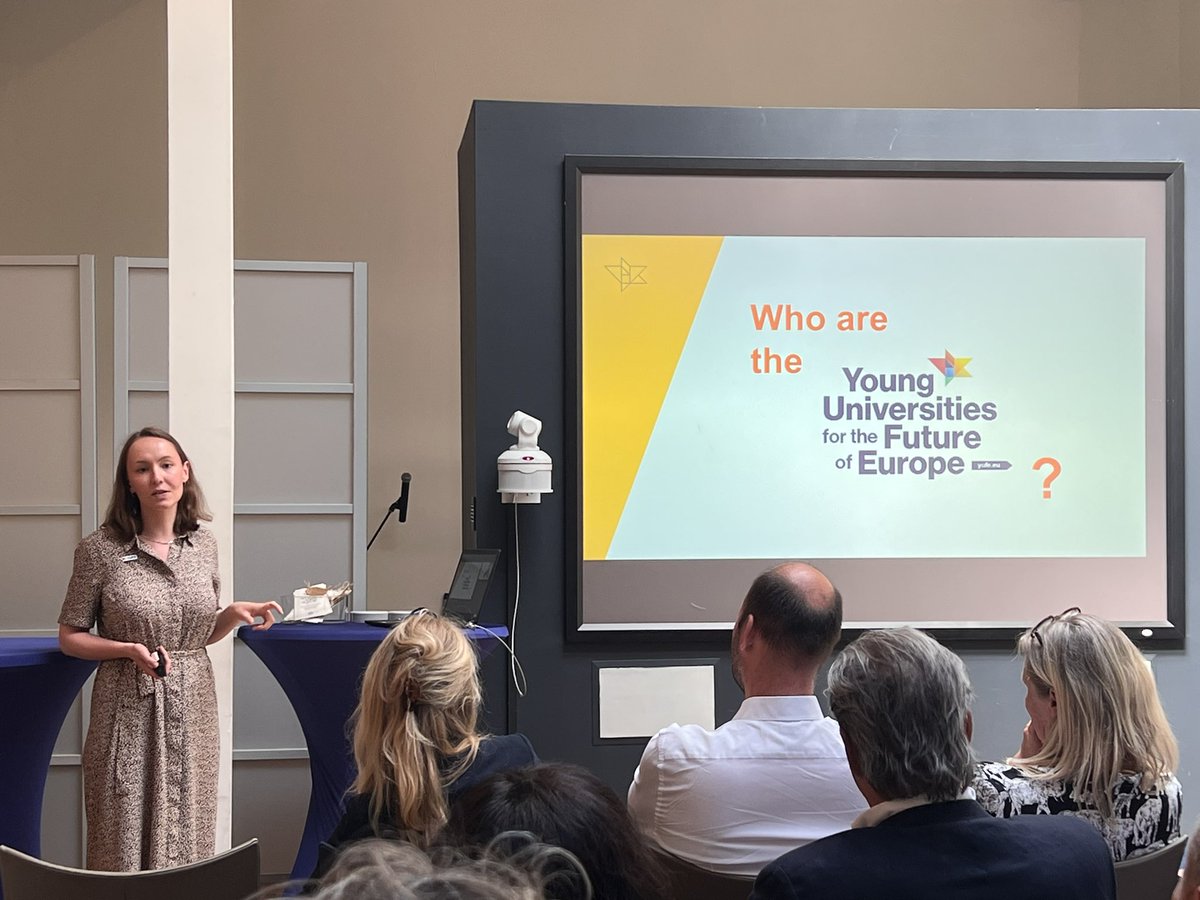 Great presentation from Magdalena Kohl on <a href="/AllianceYufe/">YUFE - Young Universities for the Future of Europe</a> Student Journey at today’s <a href="/NethERbxl/">Netherlands house for Education and Research</a> event 👏 +1000 students currently using the option of combining courses from the alliance universities from the dedicated course catalogue. More info: yufe.eu/yufe/join-the-…