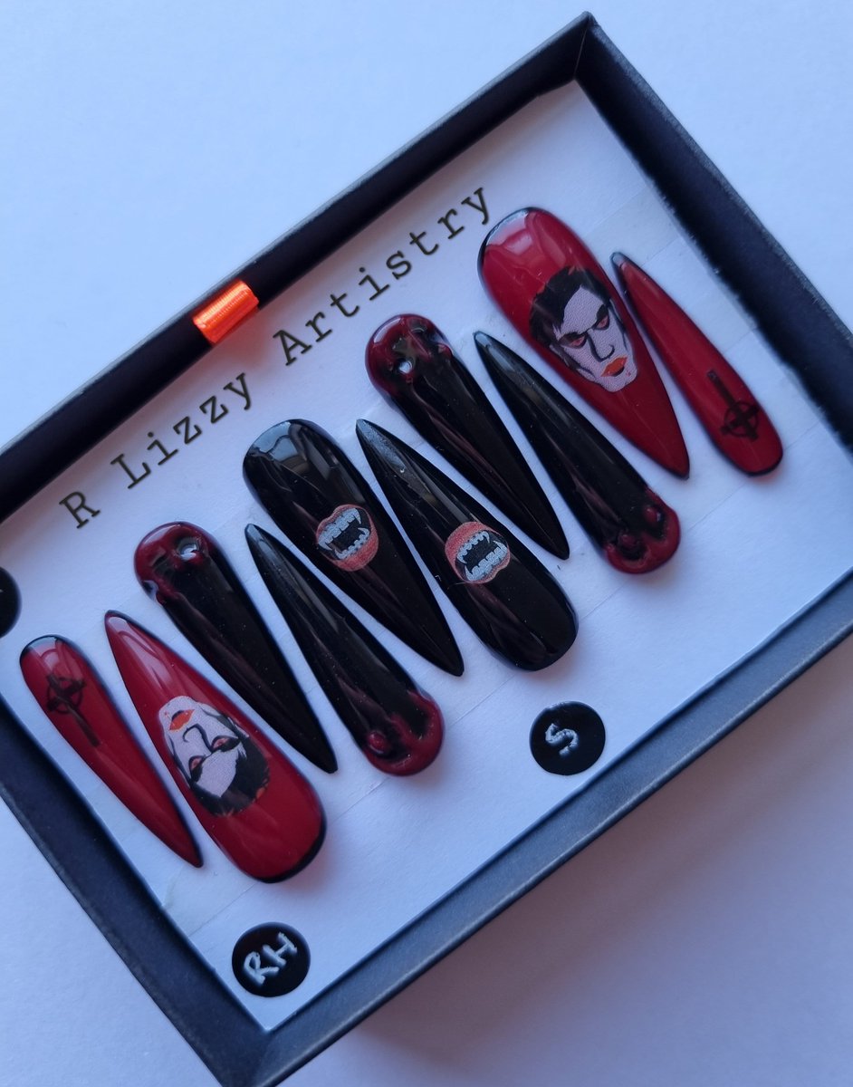 RLizzyArtistry's tweet photo. Excited to share the latest addition to my #etsy shop: Re-usable, hand made press on nails - UK - 'Vamp Up' https://t.co/RQSXcqVx2d #gothnails #gothpressons #vampirenails #pressonnails #reusablepressons #reusablenails #gothic #alternative #dracula https://t.co/bkTxs9u46t